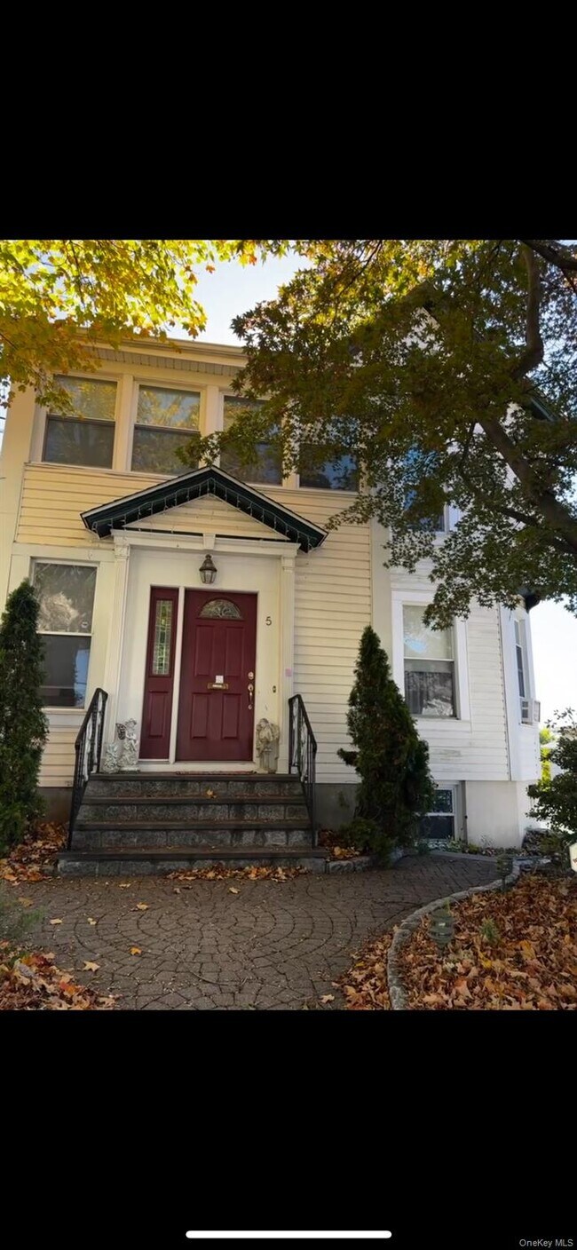 Primary Photo - 5 Todd Pl