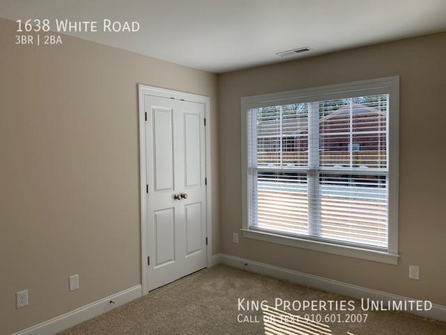 Building Photo - 1638 White Rd