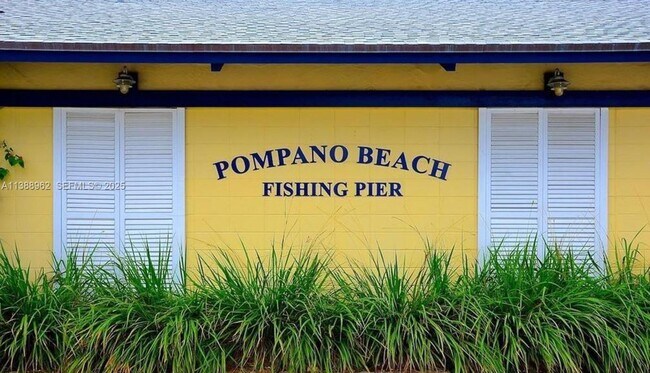 Building Photo - 1690 NE 25th Ave