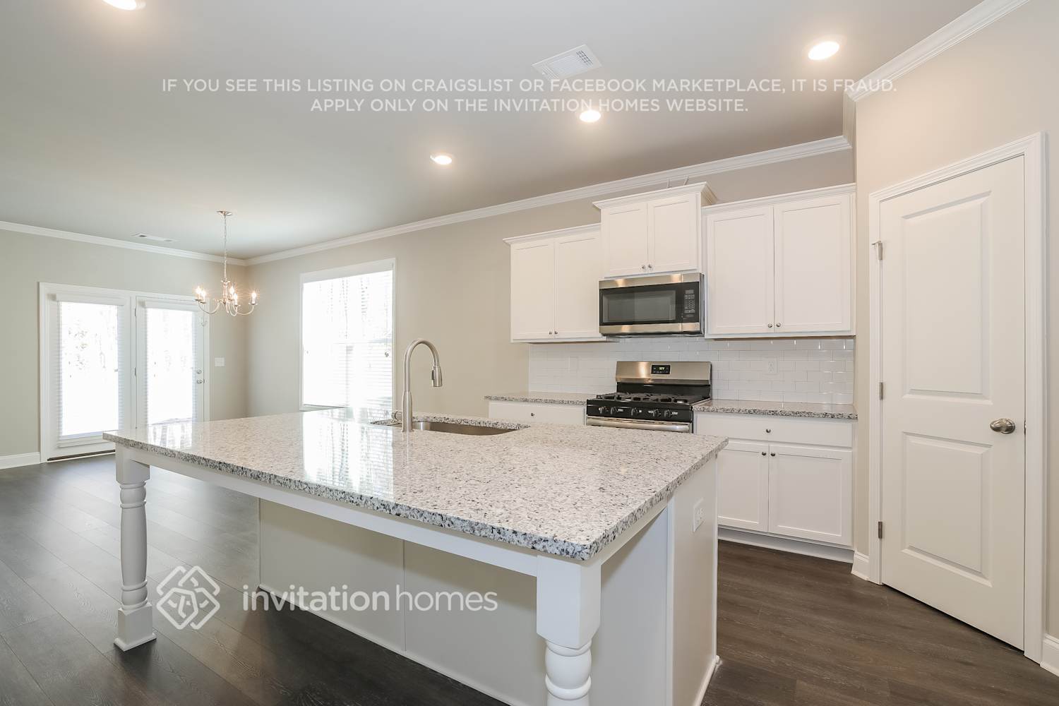 Building Photo - 821 Alder Grv Trce