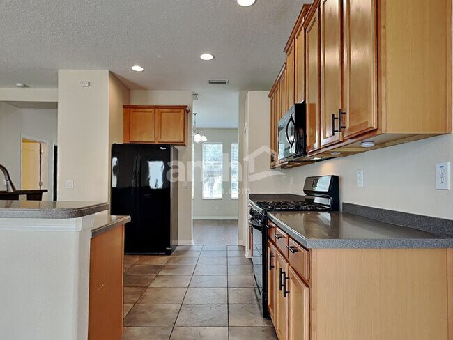 Building Photo - 5344 Clover Mist Dr