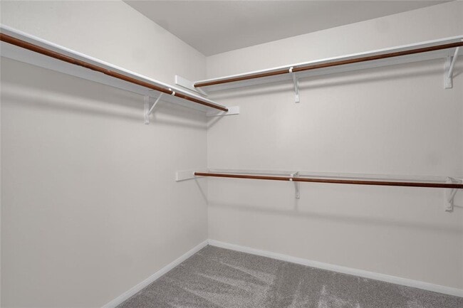 Building Photo - 6004 Mesa Verde Cir