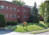 Building Photo - 922-926 Ludlow Avenue