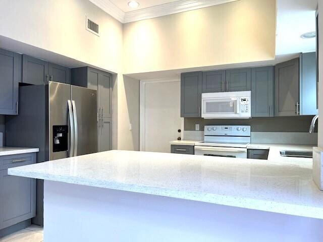 Building Photo - 10110 NW 5th St