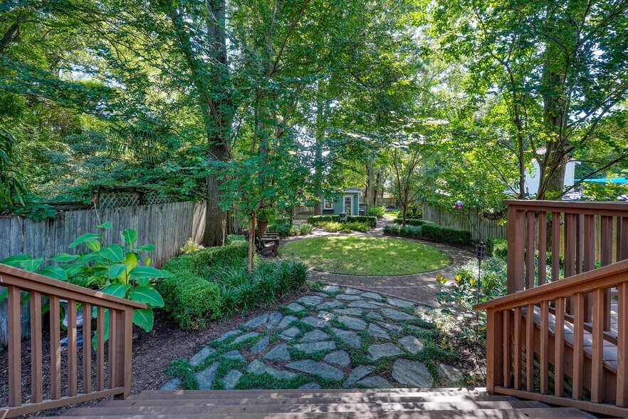 Building Photo - 312 N 5th Ave