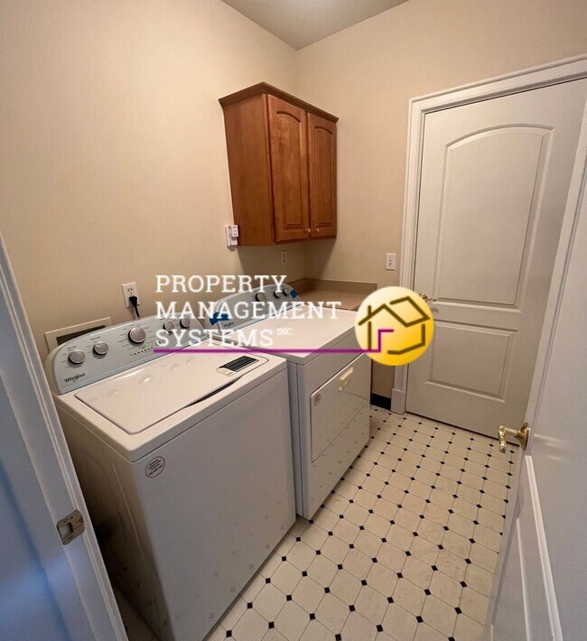 Building Photo - Spacious 2 Bedroom Condo Downtown SLC