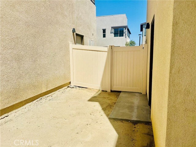 Building Photo - 3210 S Jasper Paseo