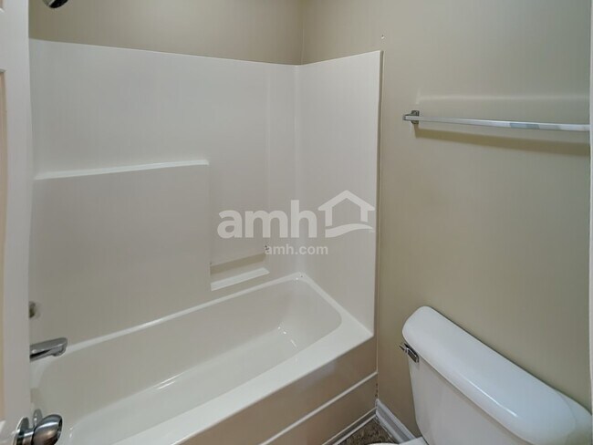 Building Photo - 4006 Pennick Ct