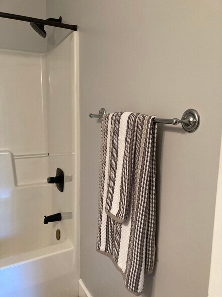 Building Photo - 4291 Hibiscus Dr