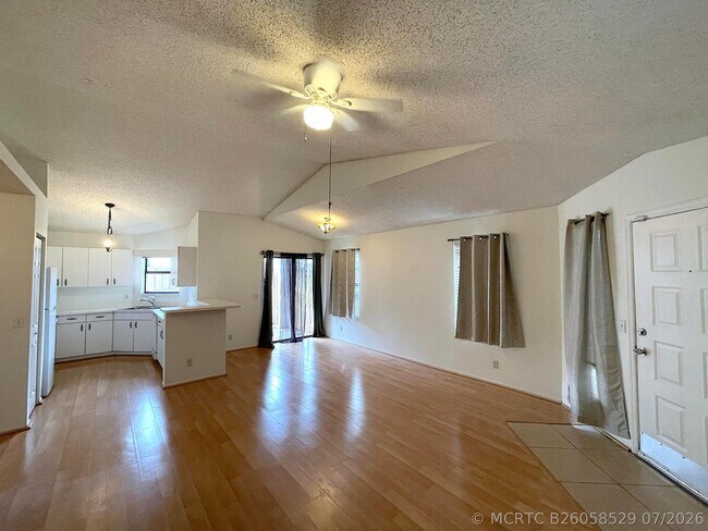 Building Photo - 2819 Stoneway Ln