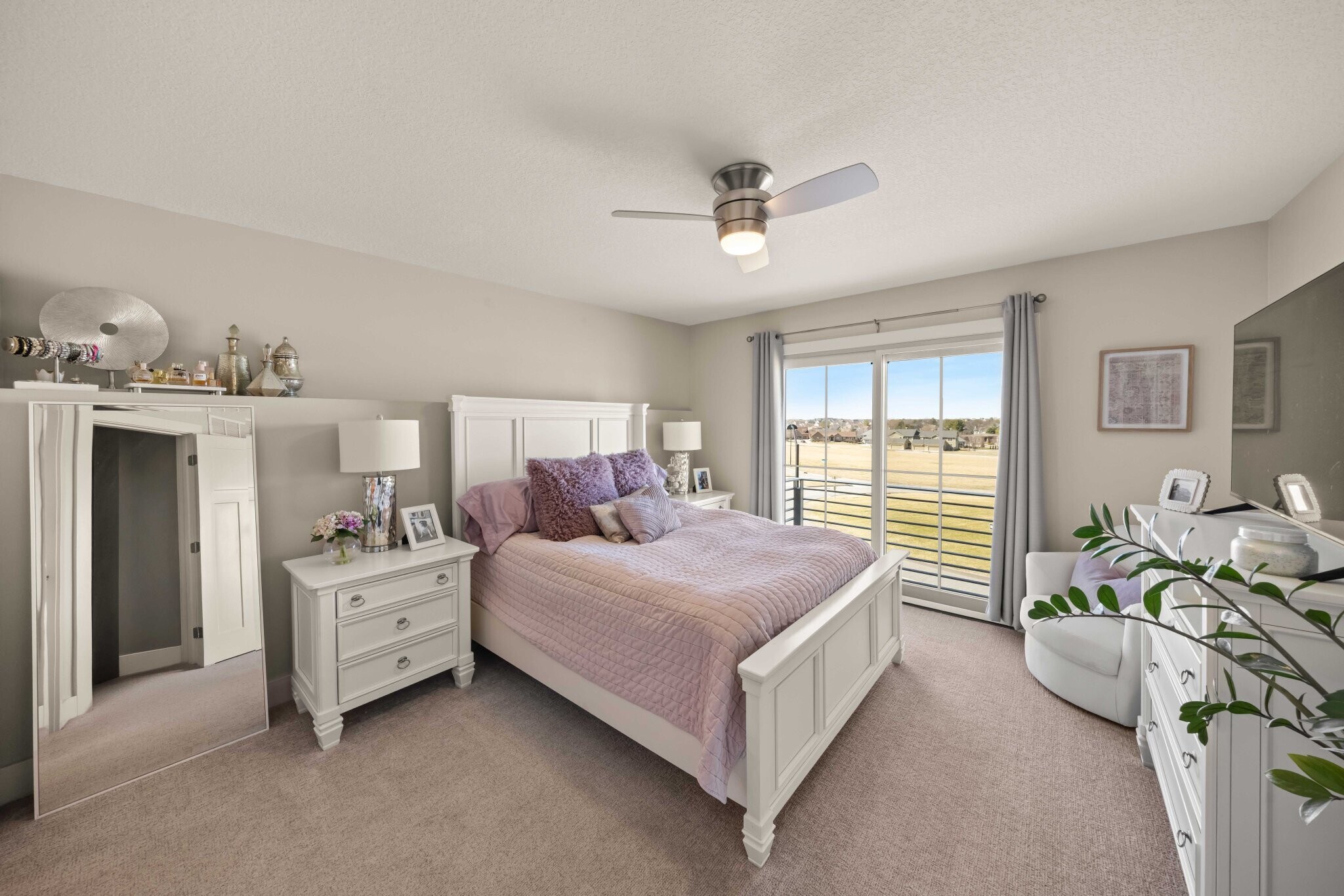 Building Photo - 492 Bluestem Cir