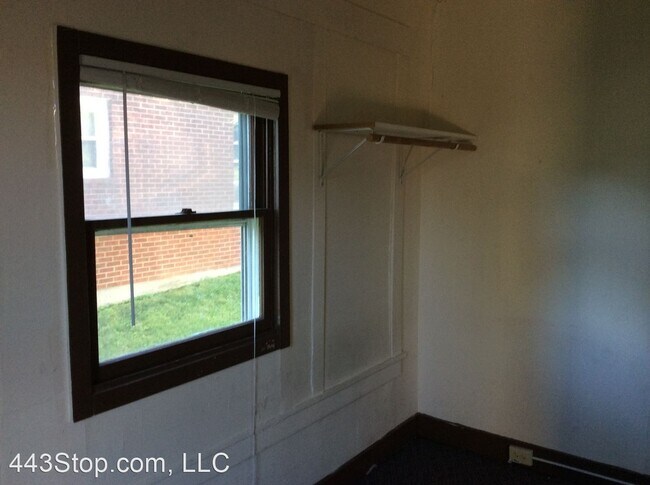 Building Photo - 3 br, 1 bath House - 401 South William St.