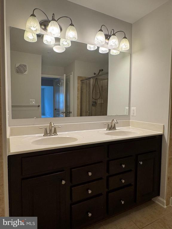 Building Photo - 4812 Dane Ridge Cir