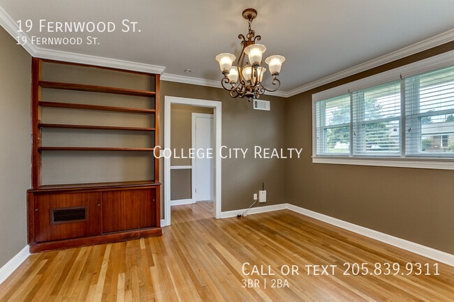 Building Photo - 19 Fernwood St