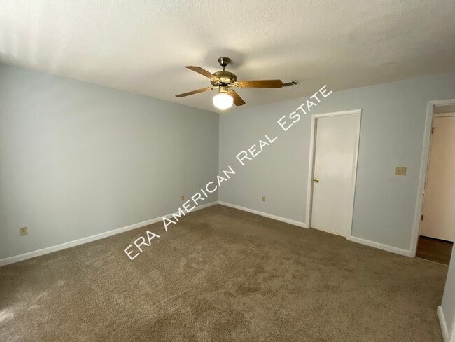Building Photo - 169 Wright Cir