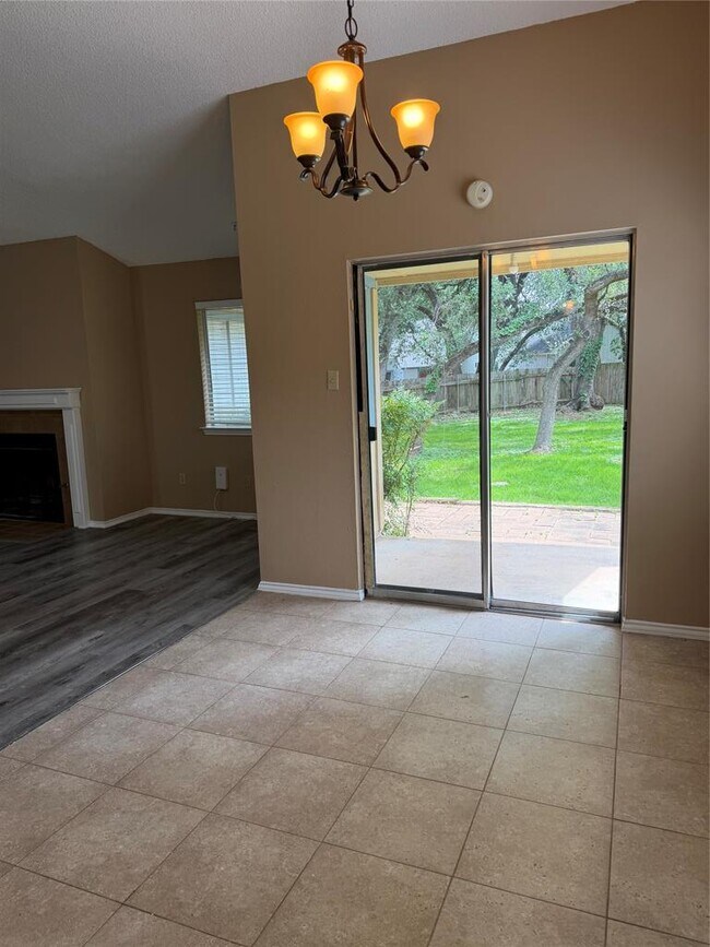 Building Photo - 6303 Weeks Cove