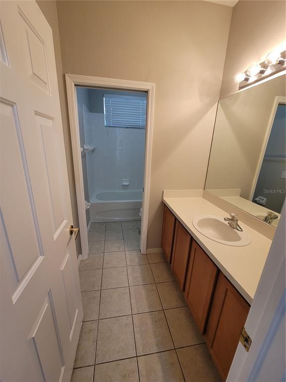 Building Photo - 13276 Bainbridge Way