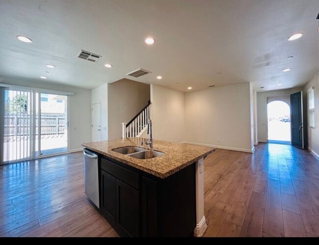 Building Photo - 1172 Fox Field Ln