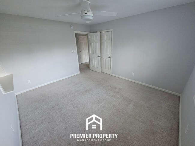 Building Photo - Executive 4BR Estate in Dogwood Trails | Houston High Schools & Designer Finishes