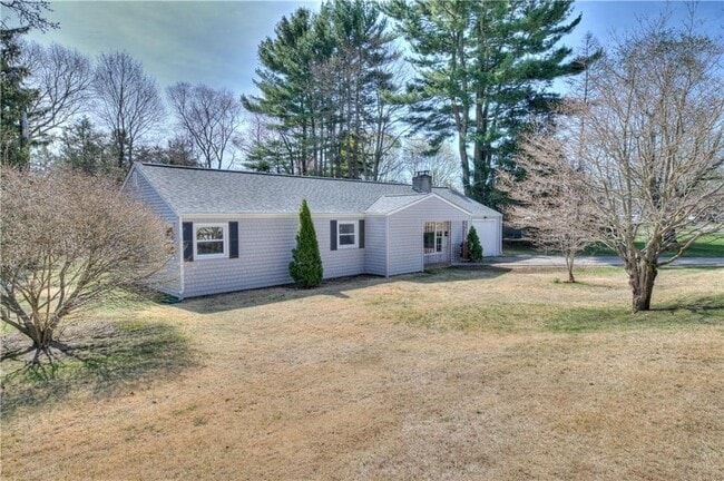 Building Photo - 140 Phillips Rd