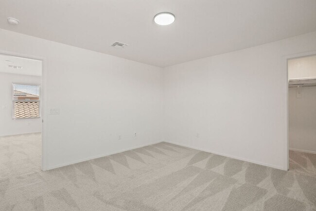 Building Photo - 11288 S Weismann Dr