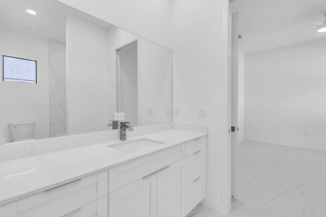 Building Photo - 3617 NW 38th Terrace