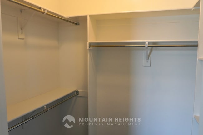 Building Photo - 3977 W Penstemon Wy