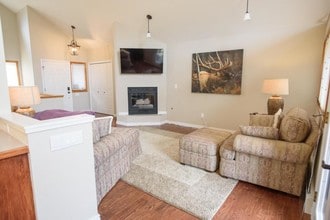 Building Photo - 1161 Strong Ave