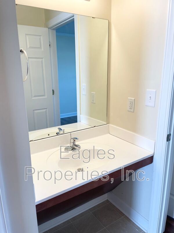 Building Photo - 2721 Hatteras Dr