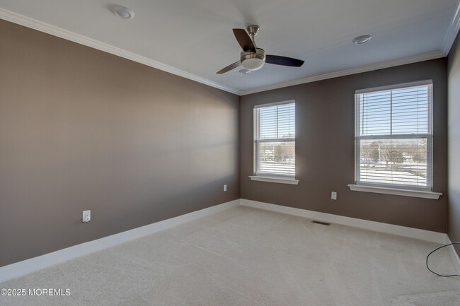 Building Photo - 26 Mariveles Wy