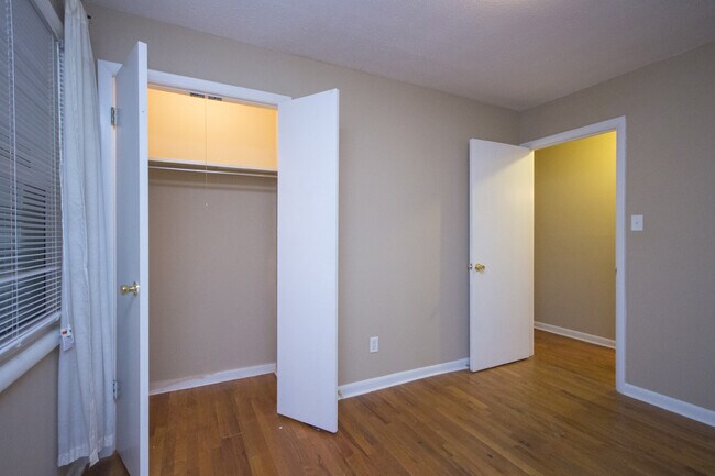 Building Photo - All on one level comfort rancher