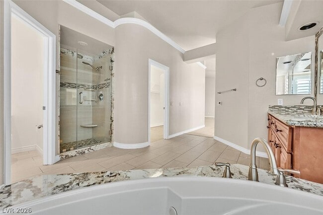 Building Photo - 9515 Gainey Ranch Ave