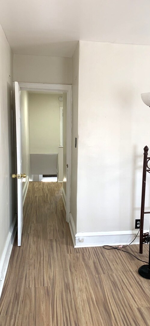 Building Photo - 252 Rosemar St