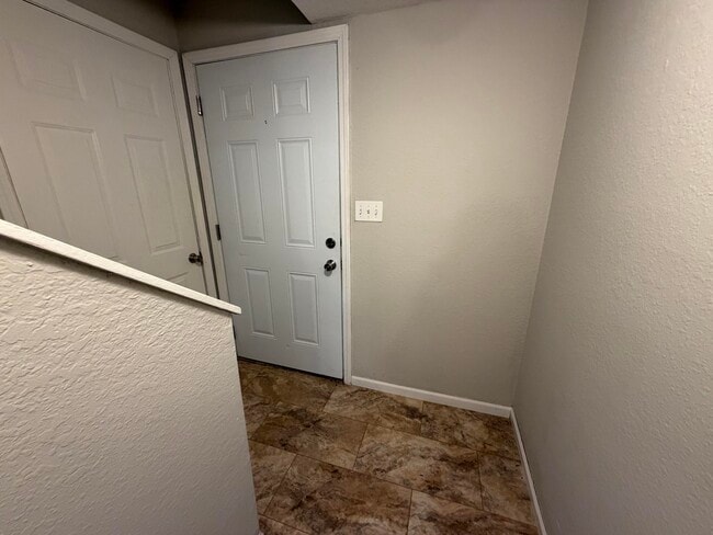 Building Photo - 5308 Godas Cir