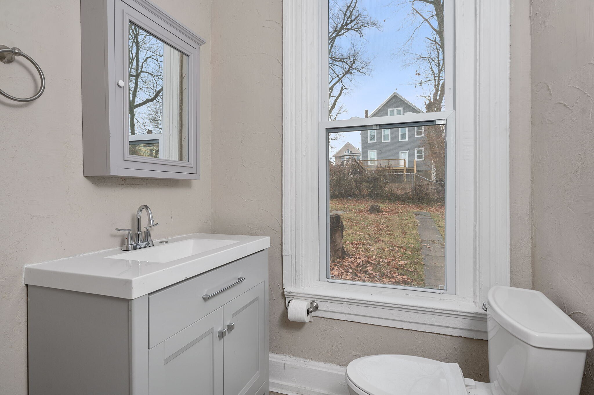 Half Bath - 3328 Fairfield Ave