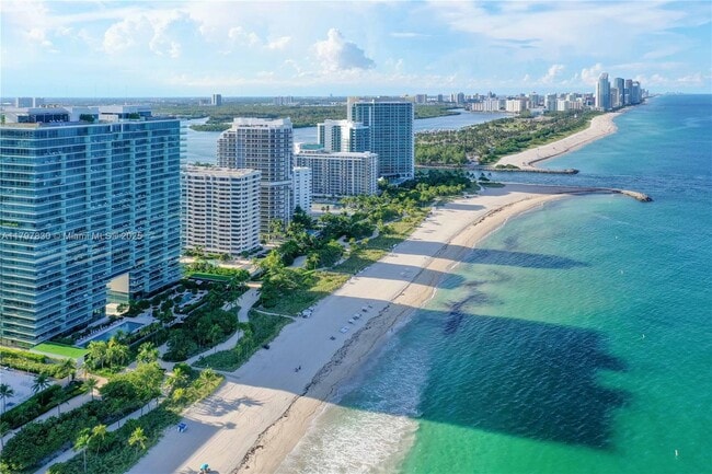 Building Photo - 10201 Collins Ave