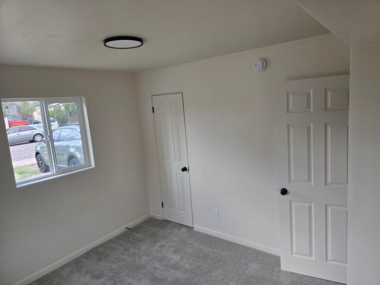 Building Photo - 4608 E Timrod St