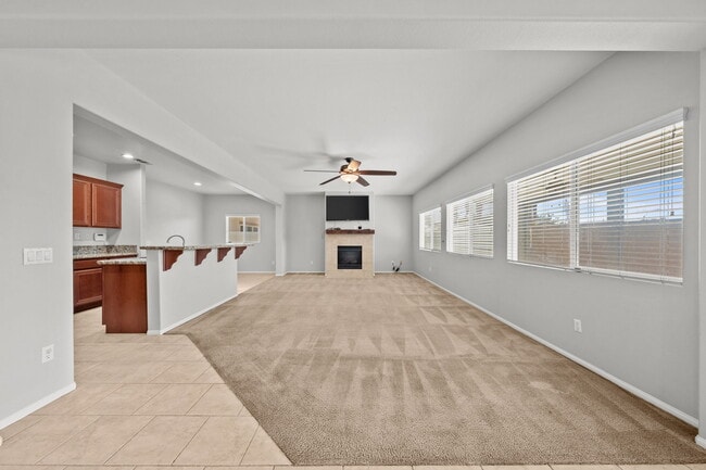 Building Photo - 34081 Clovis Way