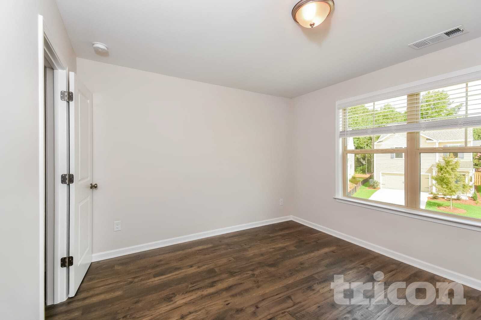 Building Photo - 151 Chapelcrest Ln