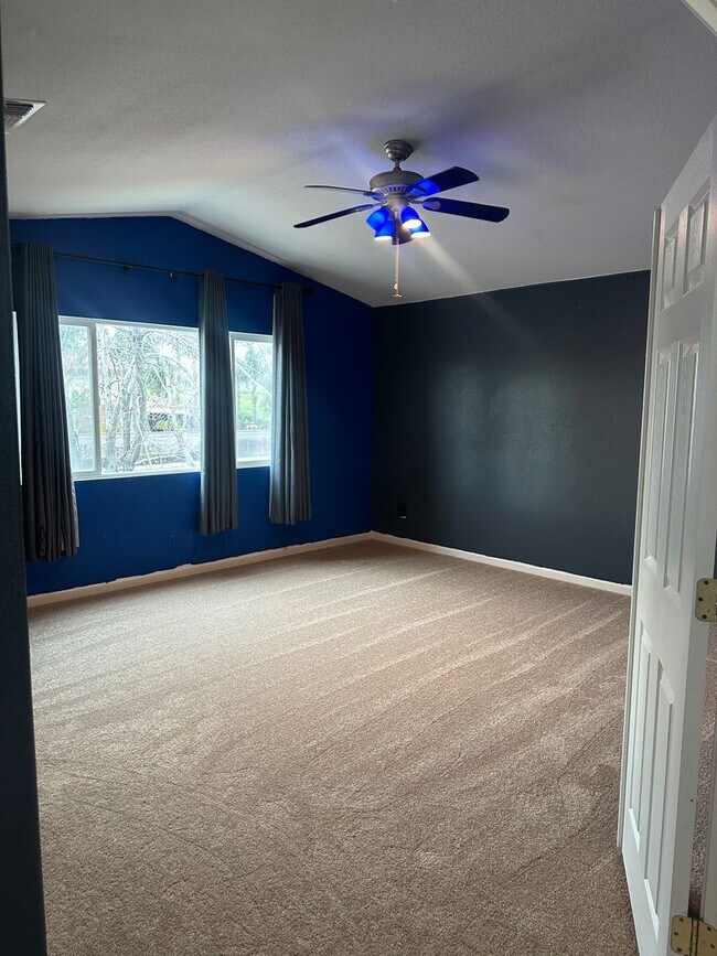 Building Photo - First 3 months offered at $2,495.00