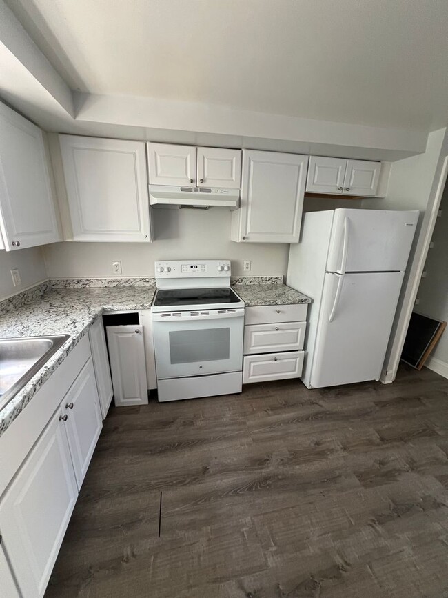 Interior Photo - Ferry Street Flats