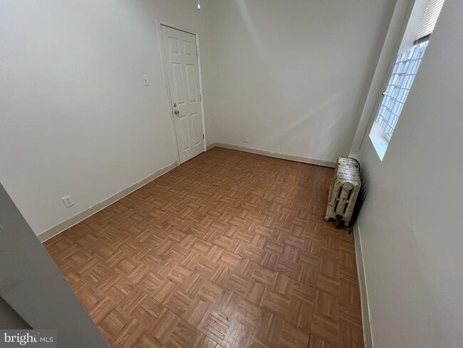 Building Photo - 1709 W Montgomery Ave