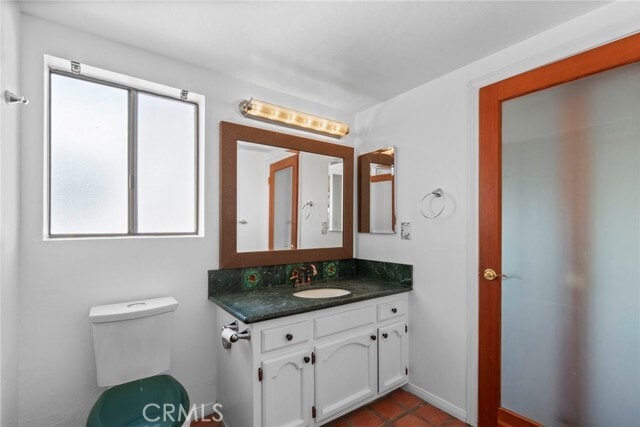 Building Photo - 516 Rosecrans Ave