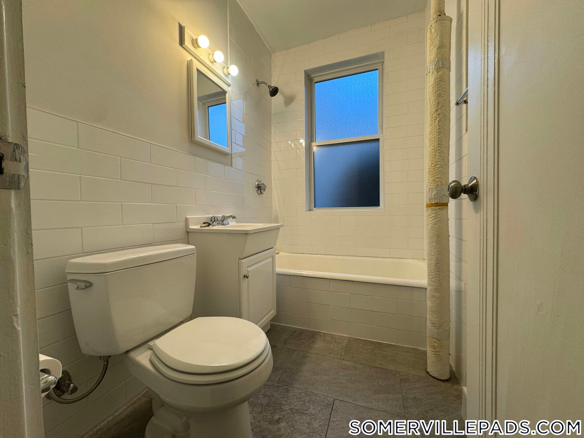 Building Photo - 136 Highland Ave