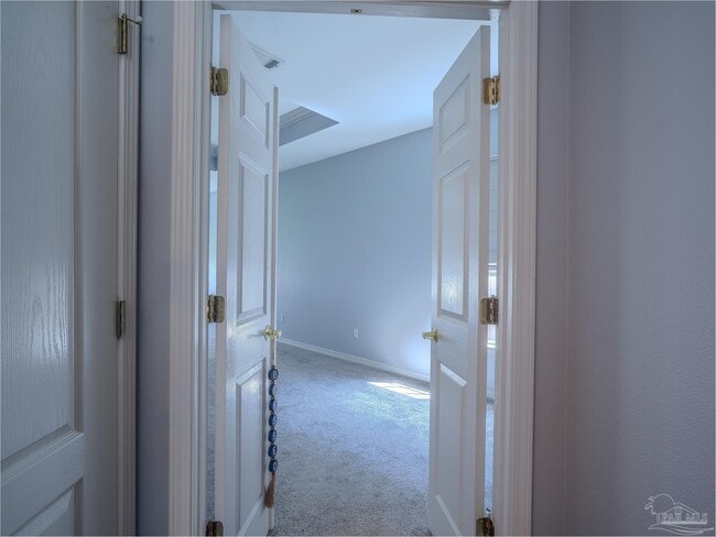 Building Photo - 4986 Vizcaya Dr