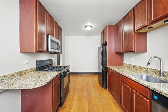 Building Photo - 1925b Grove Ave