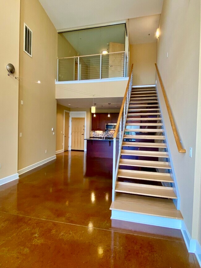 Building Photo - 2608 Erwin Rd