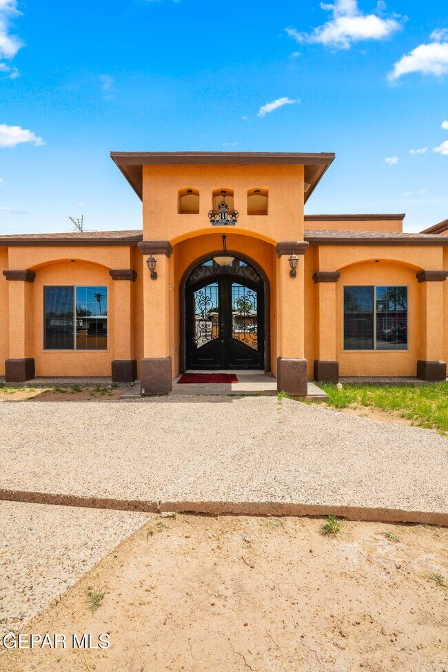 Building Photo - 248 S Moon Rd