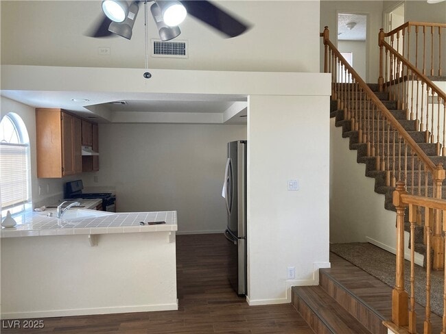 Building Photo - 967 Derringer Ln