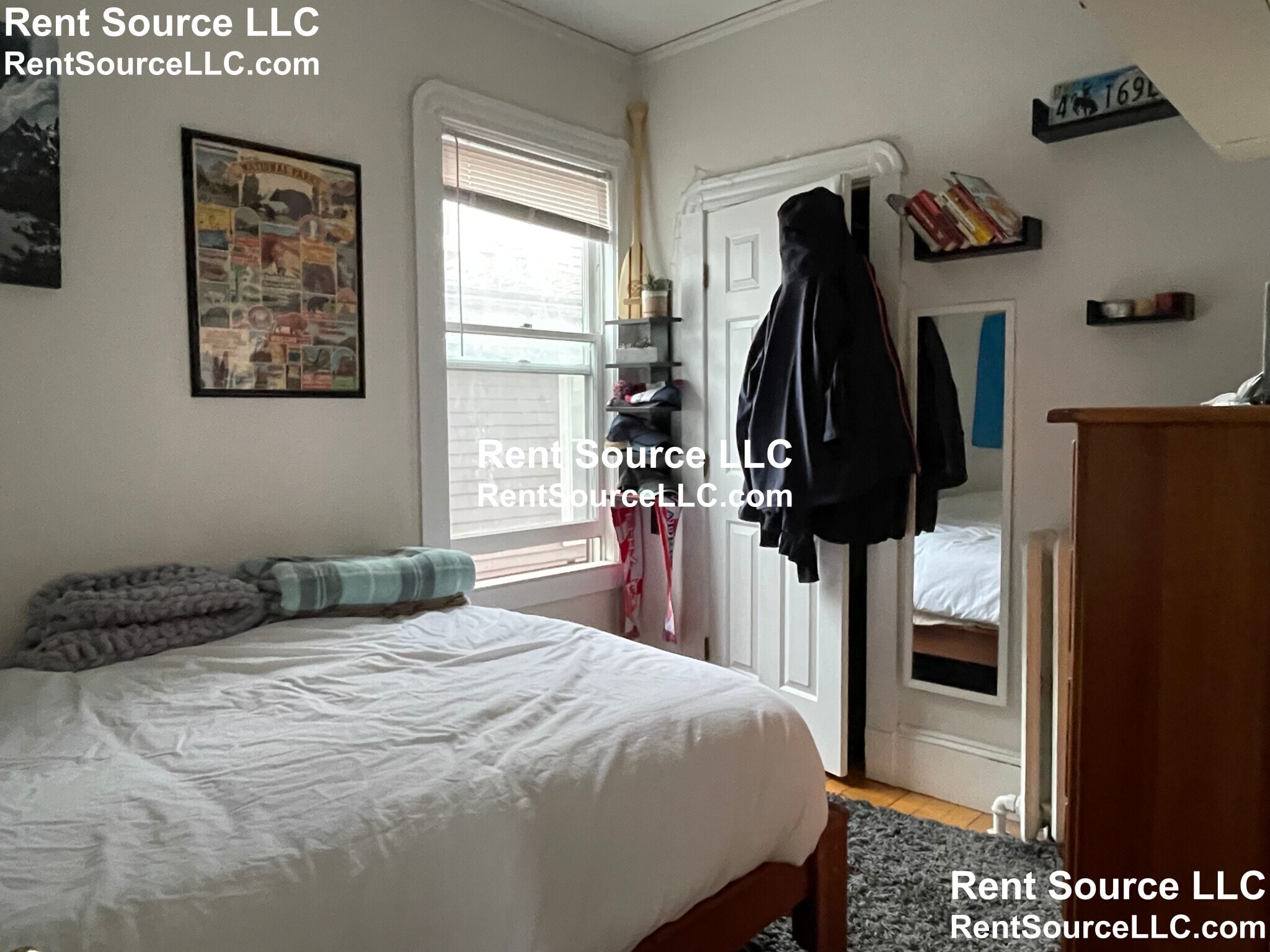 Building Photo - 32 Chatham St